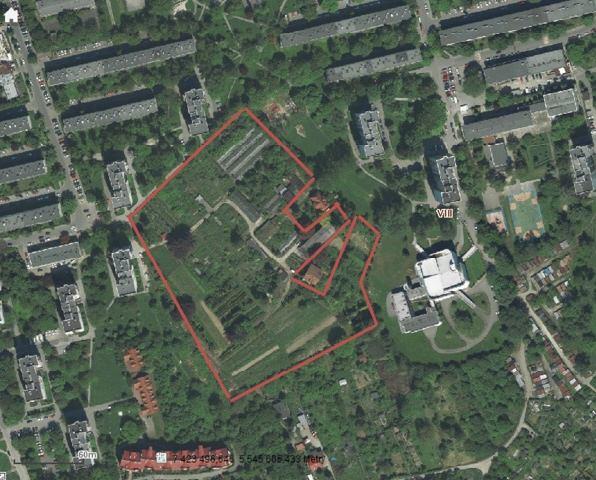 4) tereny z przeznaczeniem na park osiedla Podwawelskiego
