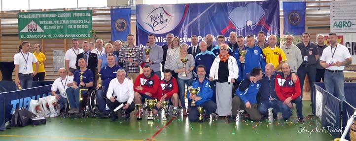 PO GODZINACH Turniej piłki siatkowej J Anna Romanowska Wdniach 19-20 kwietnia br. w hali sportowej Szkoły Podstawowej im.