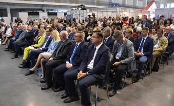 AKTUALNOŚCI Targi Polagra Food J Adrian Dębowiak Wdniach 8-10 maja 2018 roku, w Poznaniu, obyła się 34. edycja Międzynarodowych Targów Wyrobów Spożywczych Polagra Food. Krajowa Spółka Cukrowa S.A., po raz dziesiąty uczestniczyła w targach Polagra Food, natomiast po raz piąty swoją ofertę zaprezentowała Grupa Kapitałowa.
