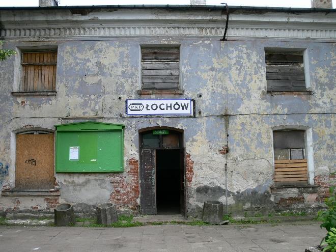 Realizowane cele: A.1, A.2, C2, Projekt nr 2 Rewitalizacja budynku dworca kolejowego w Łochowie wraz z najbliższym otoczeniem, jako początek tworzenia nowego centrum kultury.