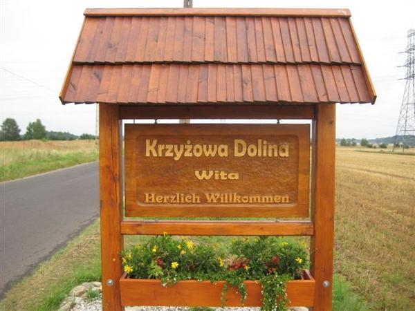 2007/2008r-wykonanie tablic powitalnych wraz ze skwerkami przy ul. Opolskiej i Powstańców Śl.