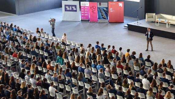 regranitingu dofinansowanie w kwocie od 10 000,00 do 25 000,00 otrzymało 13 projektów na łączną kwotę 244 720,00 zł.