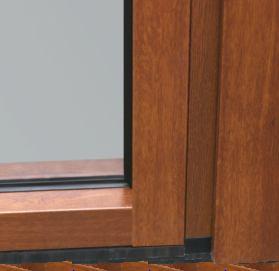 Montaż naświetli do drzwi DELTA znosi ważność certyfikatu odporności na włamanie uzyskanego dla samych drzwi.