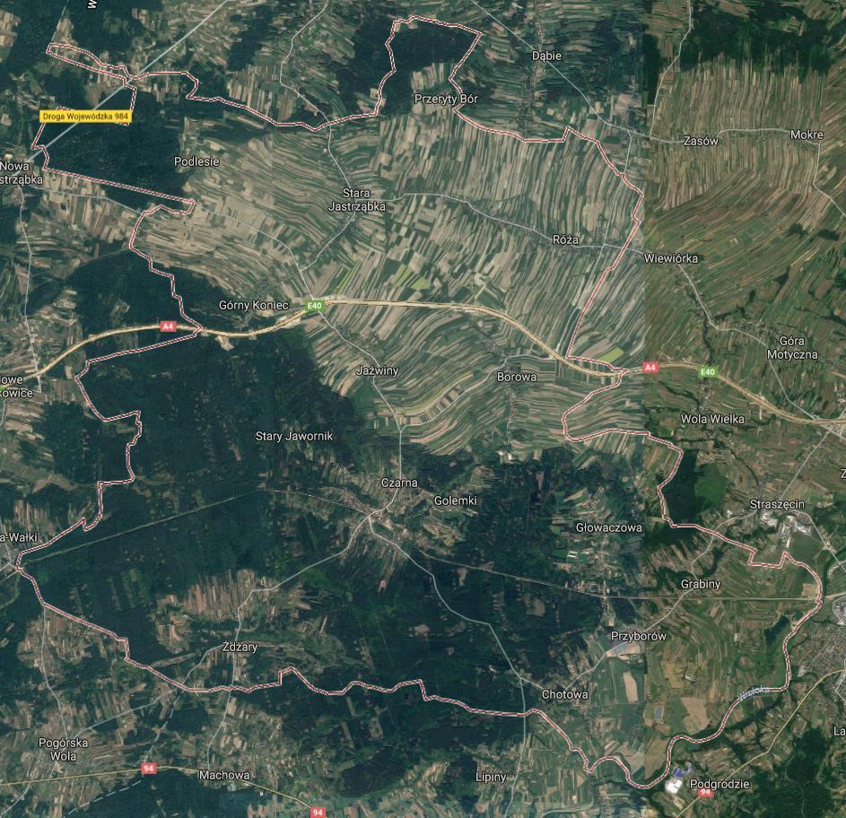 Rycina 5. Ortofotomapa Gminy Czarna Źródło: google.maps.pl Podział gminy na poszczególne jednostki wraz z liczbą mieszkańców oraz powierzchnią przedstawia poniższa tabela.