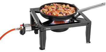 płyta szamotowa funkcje piekarnika: grzałka górna / dolna grzałka górna / dolna z osobną regulacją zakres temperatury: 85 C do 450 C wsad: 6 pizz Ø 30 cm szer. 910 x gł. 610 x wys.