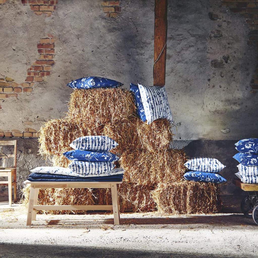 Materiały prasowe IKEA / KWIECIEŃ 2019 / 35 Poszewki BLÅGRAN/STRIMSPORRE Zapewnij sobie dodatkowy komfort, a jednocześnie romantyczną dekorację w domu.