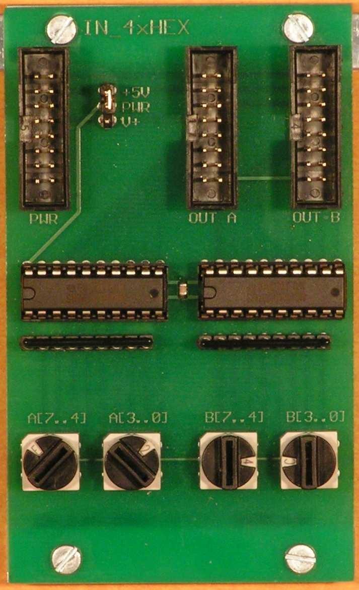 0 451_IN_4xHEX Moduł przełączników szesnastkowych Opis ogólny Moduł 451_IN_4xHEX zawiera 4 przełączniki szesnastkowe umożliwiające ustawienie zawartości dwóch bajtów wyprowadzanych na złącza: OUTA i