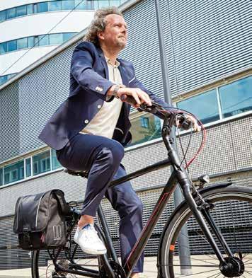 B. BASIL SPORT DESIGN DOUBLE BAG 17581