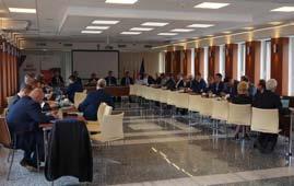 Ze Związku SAMORZĄD MIEJSKI NR 5/260/maj 2019 SAMORZĄD MIEJSKI nr 5/260/maj 2019 Z LEGISLACYJNEJ ŚCIEŻKI Zarząd ZMP w Wołominie Przeciwko usunięciu polityki miejskiej Członkowie Zarządu ZMP 10 maja