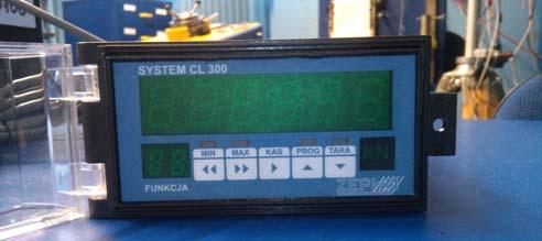 zasilacza impulsowego MDR-10-24 (prod. MEAN-WELL), który przetwarza napięcie przemienne z sieci energetycznej 230V na napięcie stałe +24V. Zasilacz mocowany jest na szynie DIN TS 35/F5 o długości ok.
