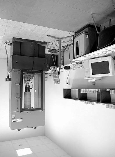 2.2. Aparatura badawcza Badania laboratoryjne zosta³y wykonane w Katedrze Geomechaniki, Budownictwa i Geotechniki na Wydziale Górnictwa i Geoin ynierii AGH, Kraków.