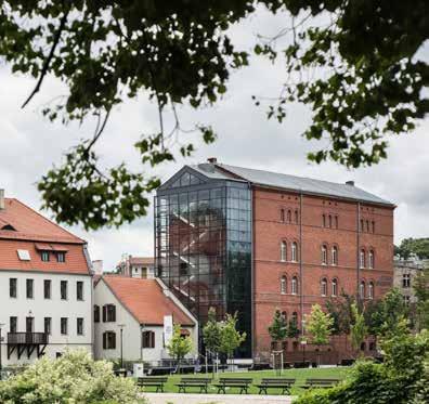 Leona Wyczółkowskiego w Bydgoszczy, z przeznaczeniem na Europejskie Centrum Pieniądza. Obecny budynek powstał w 1861 roku jako młyn parowy z ośmioma liniami mielącymi, nosił nazwę Młynu Camphausa.