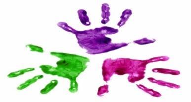 Every society is multilingual. The multilingualism of societies and the plurilingualism of individuals Every school is a space open to the plurality of languages and cultures.