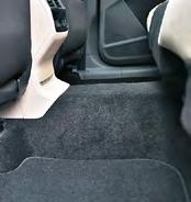 Choć na krętej trasie czuć sporą masę Kodiaqa (1723 kg), auto potrafi dać kierowcy trochę przyjemności z jazdy.