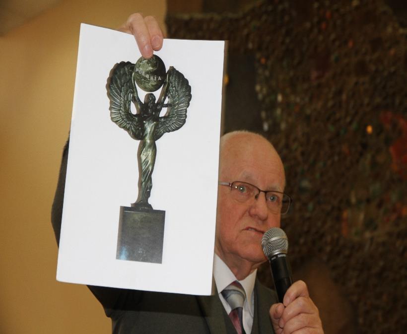 Tadeusz Kurek poinformował, że Fundacja Polonia Semper Fidelis powołała fundusz budowy pomnika Polonii Świata w Warszawie.