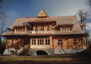 ATRAKCJE NA TRASIE LINII NR 1 NEON PKP ZAKOPANE Znjduje się nd brmą prwdzącą n