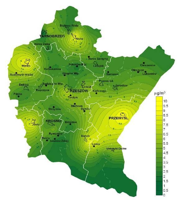 DWUTLENEK SIARKI DWUTLENEK AZOTU Ryc. 4.3. Rozkład stężeń średniorocznych dwutlenku siarki i dwutlenku azotu na obszarze województwa podkarpackiego w 20