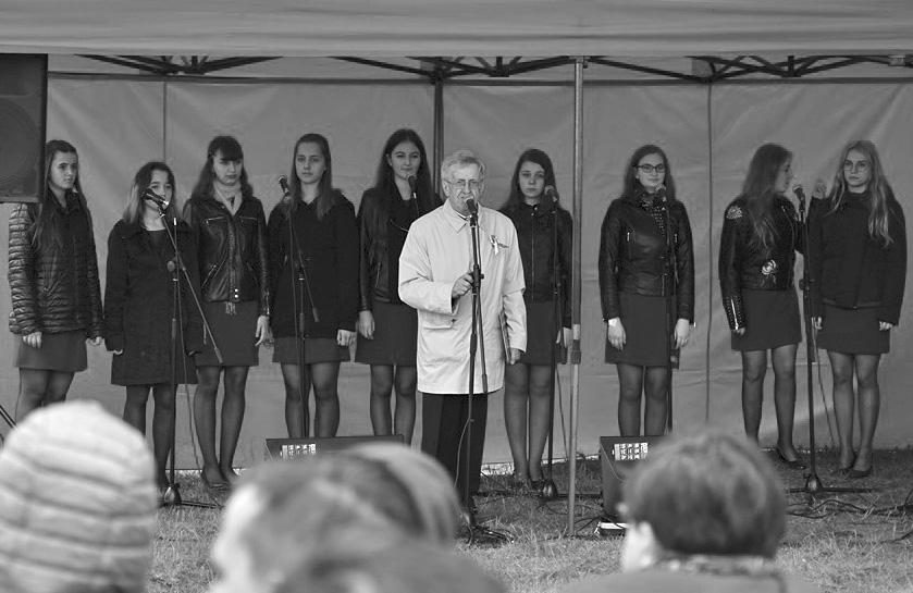 2 Zabłudów i Okolice Koncert pieśni patriotycznych w wykonaniu zespołu Rytmy Czasu z Choroszczy, fot. M. Ciuchniecki postępowania.