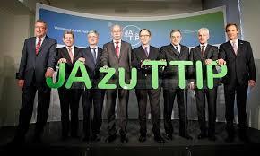 Transparentność prowadzonych rokowań została zaburzona również przez jednostronność przekazu w wydaniu negocjujących stron.