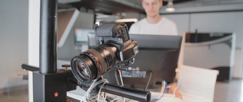 Choć stworzyli swoje własne oprogramowanie do obróbki zdjęć i produkują szerokie portfolio rozwiązań do fotografii produktowej w wielu rozmiarach w zakresie przechwytywania i utrwalania obrazu