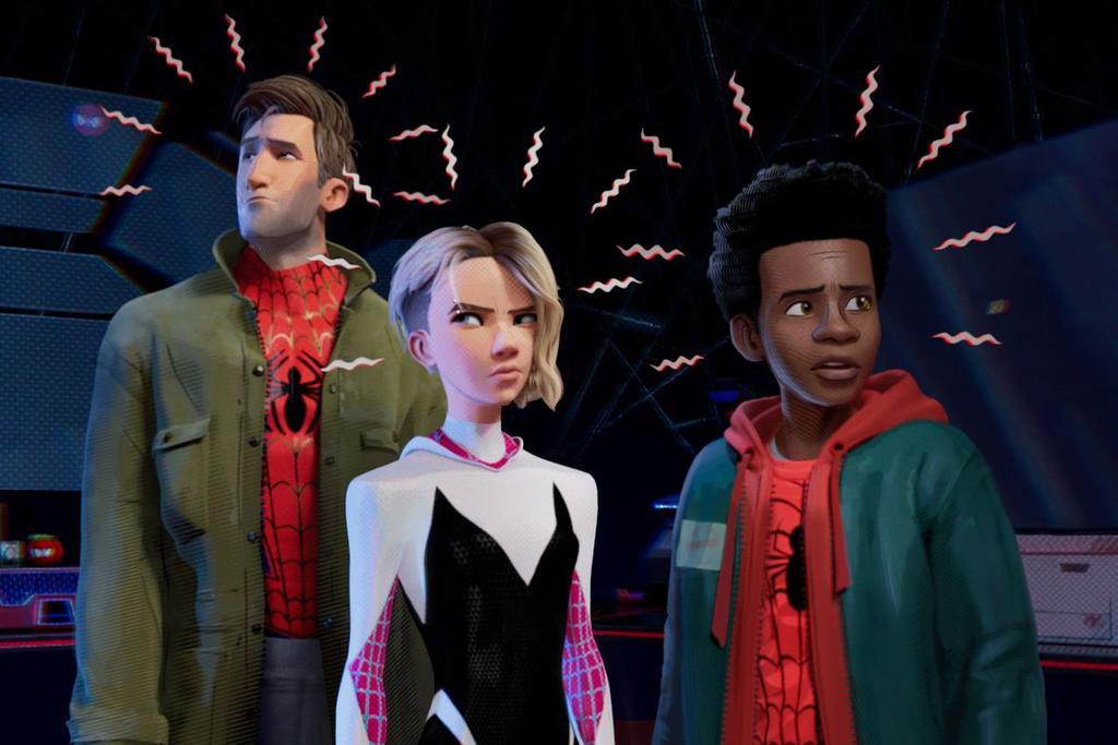 dubbingiem Dystrybutor zasługuje na gromkie brawa Scenariusz ' W grudniu do kin wszedł film "SpiderMan Uniwersum" i