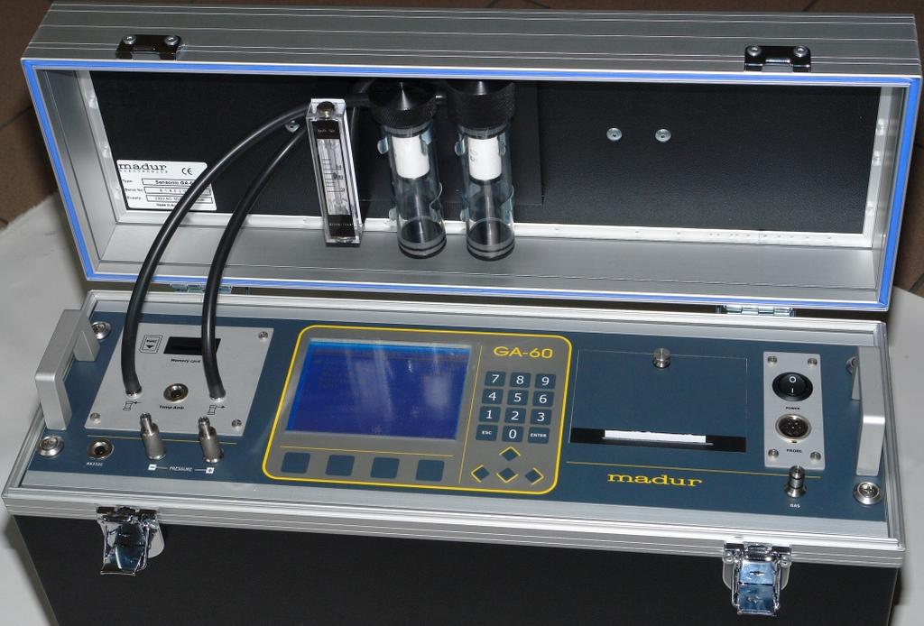 I DODATKI Sensor temperatury zewnętrznej Ten sensor