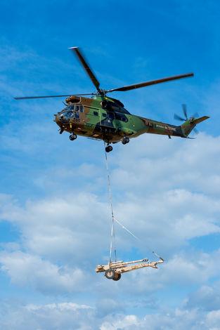 Fot. Nexter. Działa holowane we współczesnych armiach Mimo rozwoju i zaawansowania konstrukcji współczesnych dział samobieżnych, systemy holowane są nadal powszechnie stosowane w wielu armiach świata.
