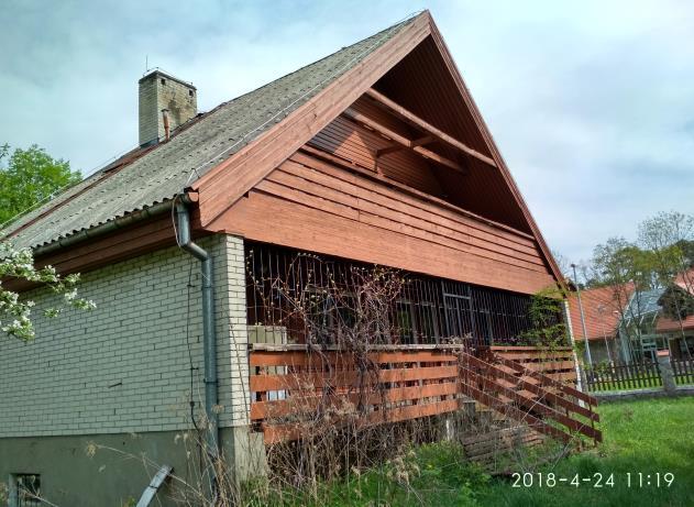 4.2.1 Fundamenty i ściany fundamentowe Ławy fundamentowe budynku posadowione ok. 2,1m p.p.t. wykonane są jako betonowe, brak izolacji cieplnej.