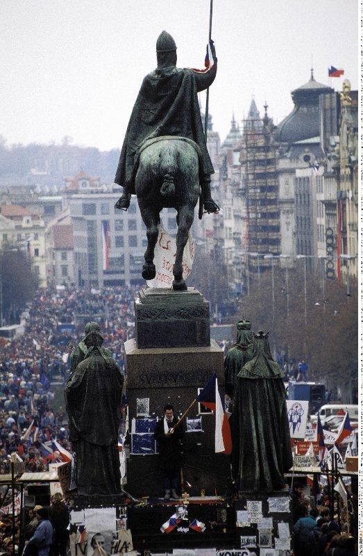 Aksamitna Rewolucja, Praga, listopad 1989