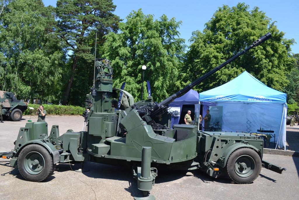 Armata przeciwlotnicza AG-35 kalibru 35 mm. Fot. M.