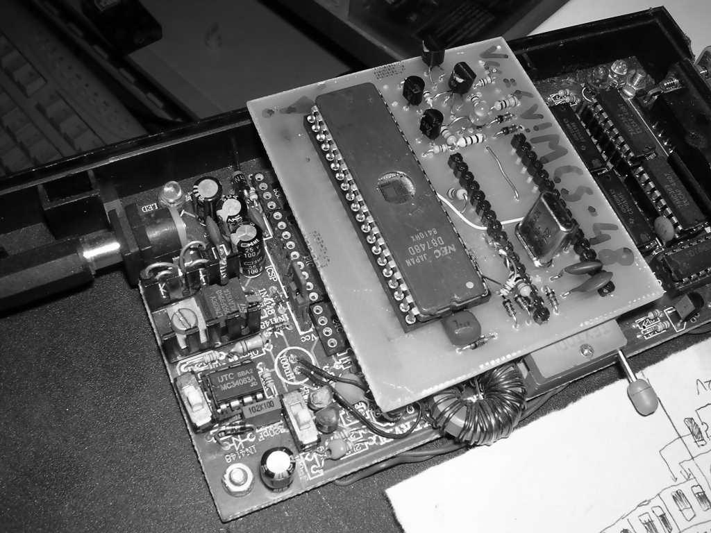 97 Texas Instruments TMS000 98x - BASIC Stamp miniaturyzacja, niska cena, łatwe