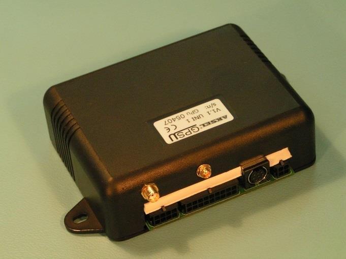 System łączności GPS System służy do łączności radiowej i pozycjonowania GPS radiotelefonów nasobnych (ręczne) oraz zamontowanych w samochodach.