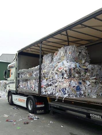 Ponadto wykazano dalekie odległości przedsiębiorstwa przewozowego od zakładów produkujących tego typu odpady oraz krótkoterminową specyfikę współpracy z nimi.