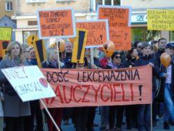 tydzień strajkują nauczyciele przedszkoli i szkół.