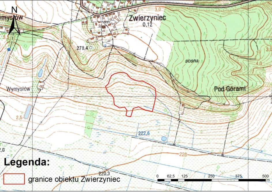 kilka zarośniętych rowów melioracyjnych. Na północny wschód od torfowiska zlokalizowane są stawy hodowlane.